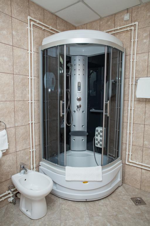 Sin-Kom Hotel Garni Pirot Ngoại thất bức ảnh